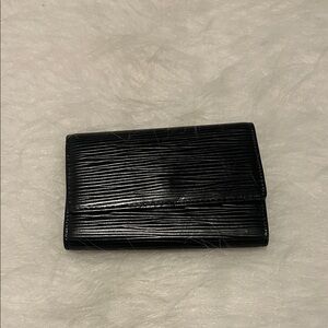 Louis Vuitton black Epi leather 5 key holder